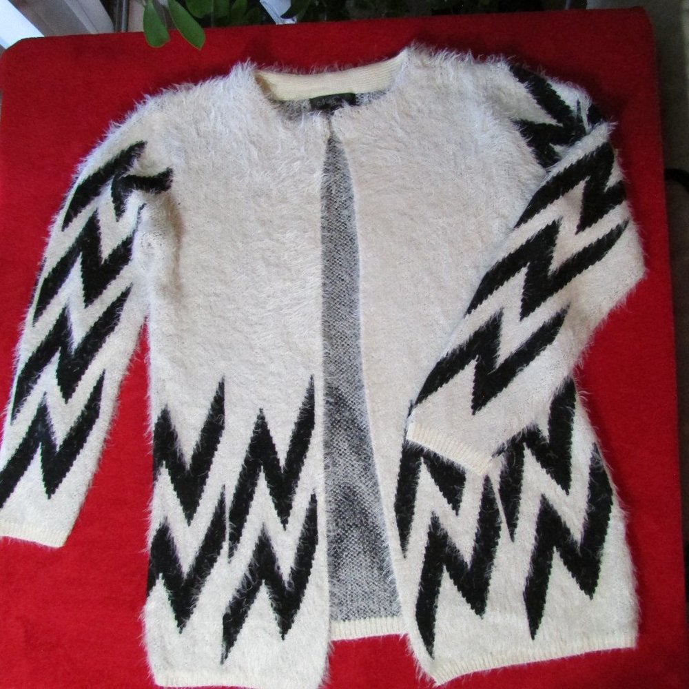 Nicole Sabbattini Faux Mohair Geometric Sweater Cardigan Cream Black